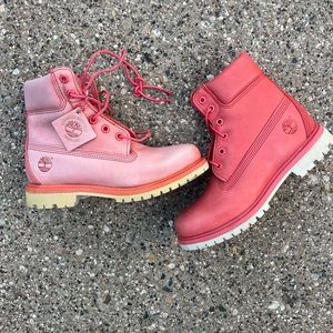 Women’s genuine leather Timberlands size 7